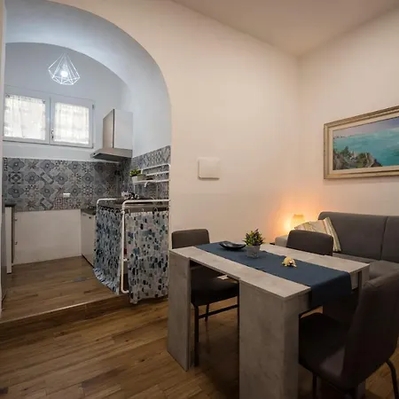 Dimora Francesca Apartman Salerno